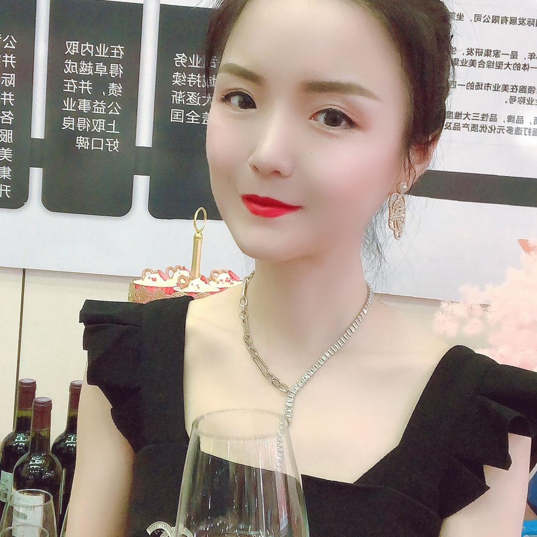 小小伊💕