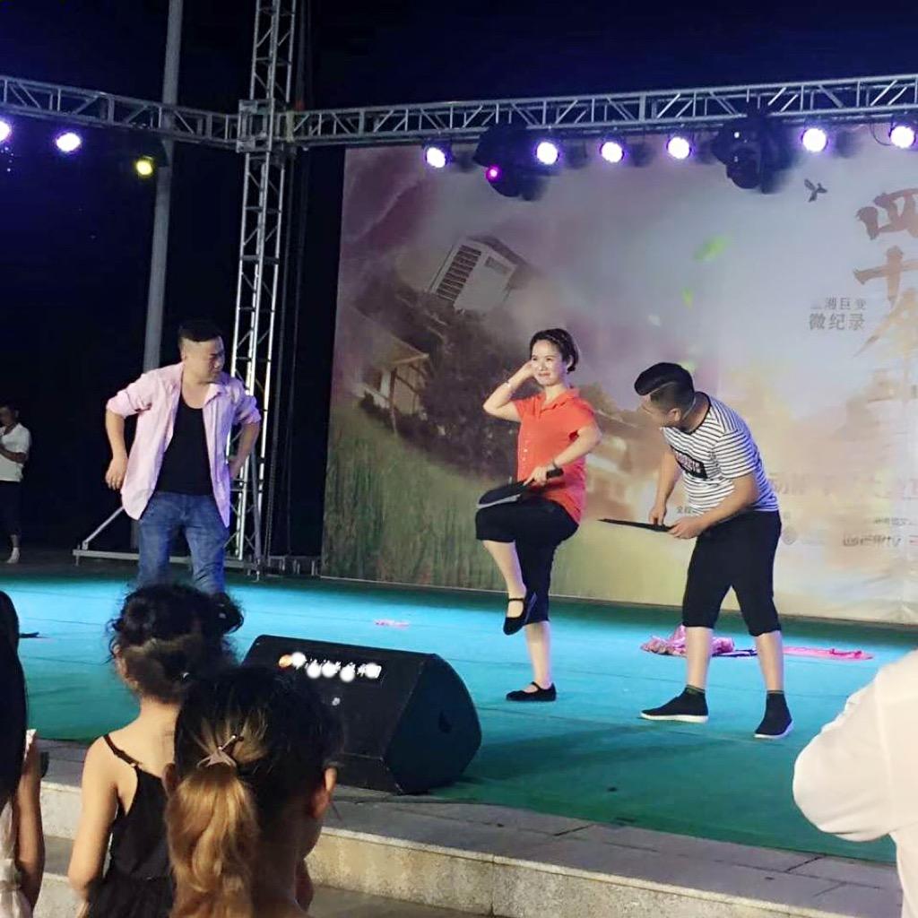 常德市【草坪红灯笼演艺传媒】