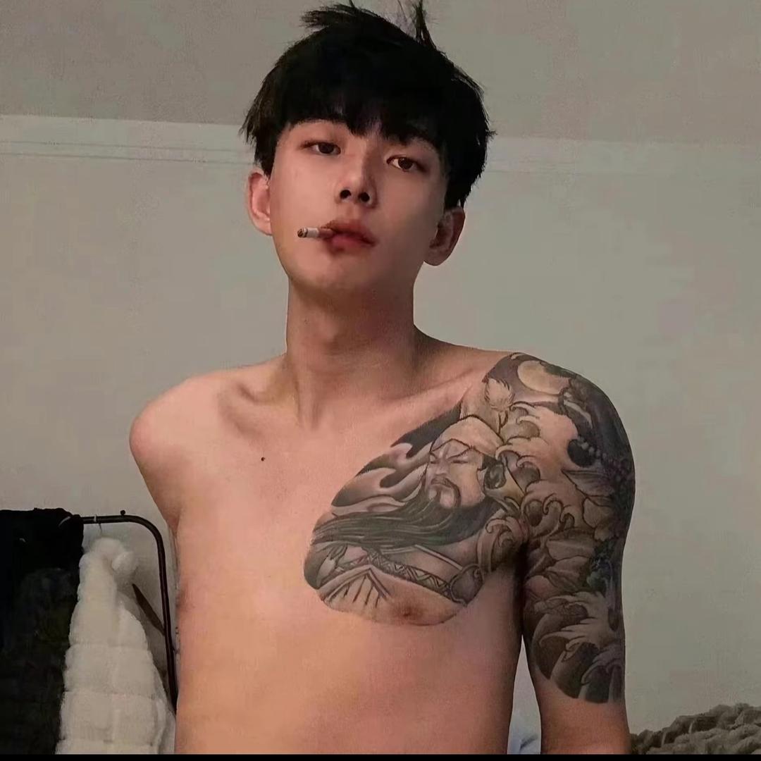 滚动的菠萝吹雪