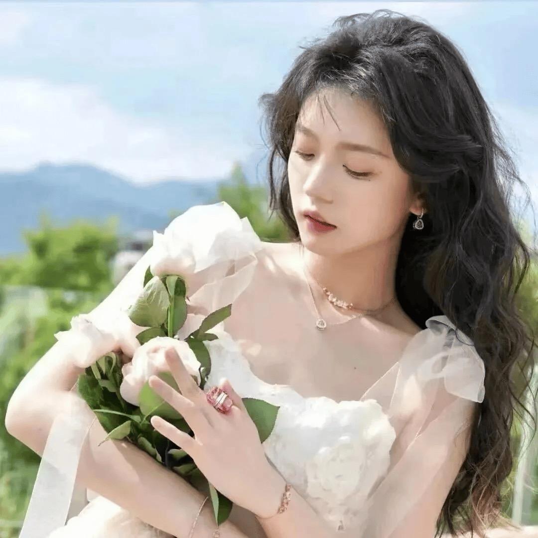 搬砖的西西的头像