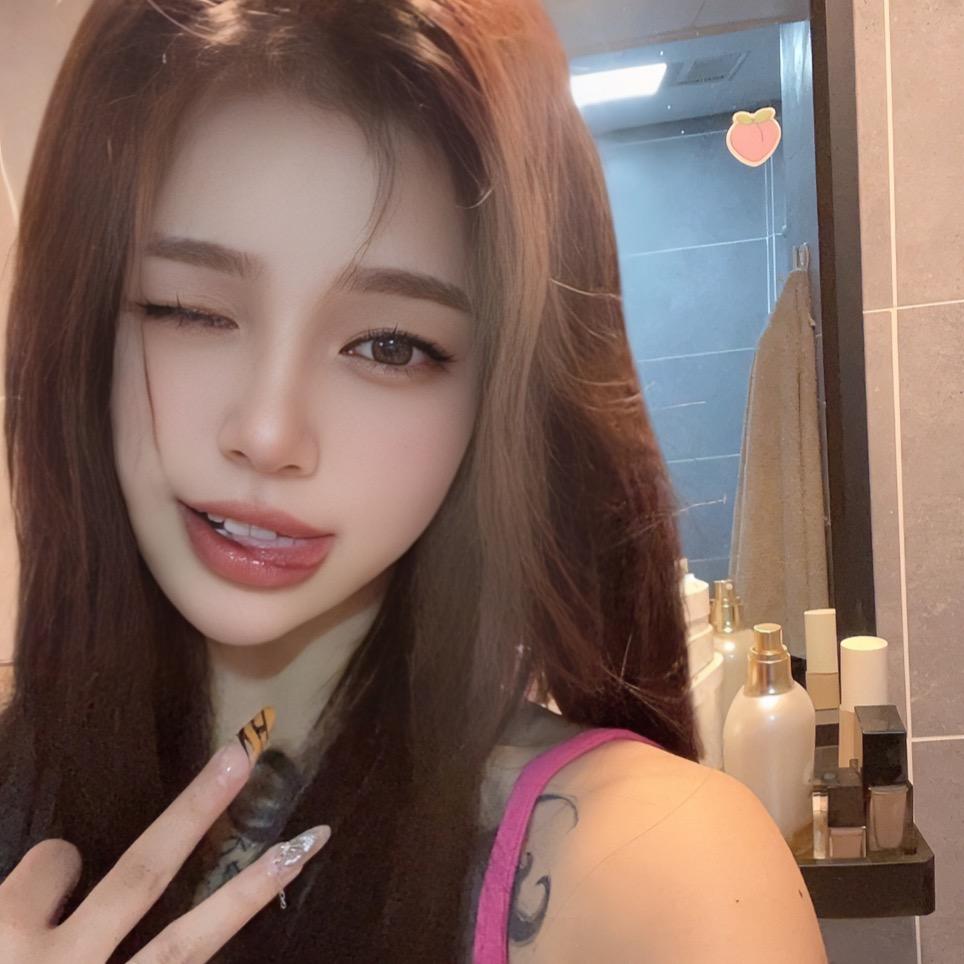 英子