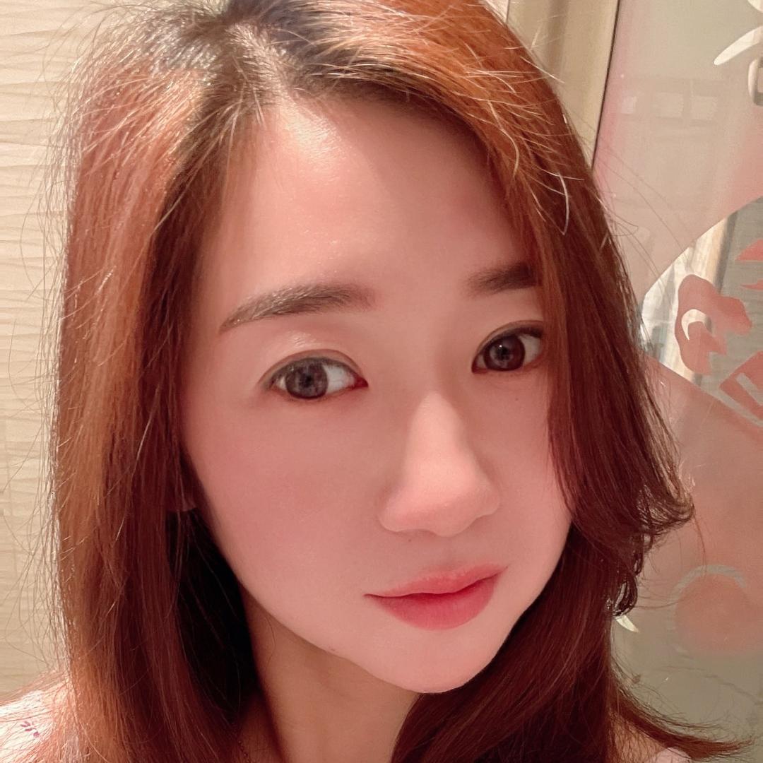 丫头❤️Liu Li