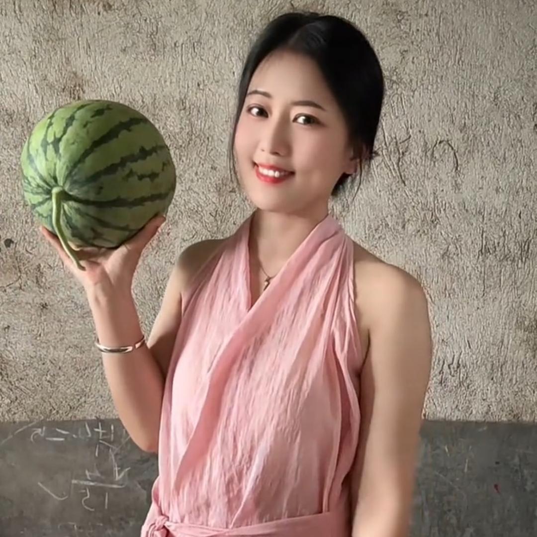 傲雪红梅