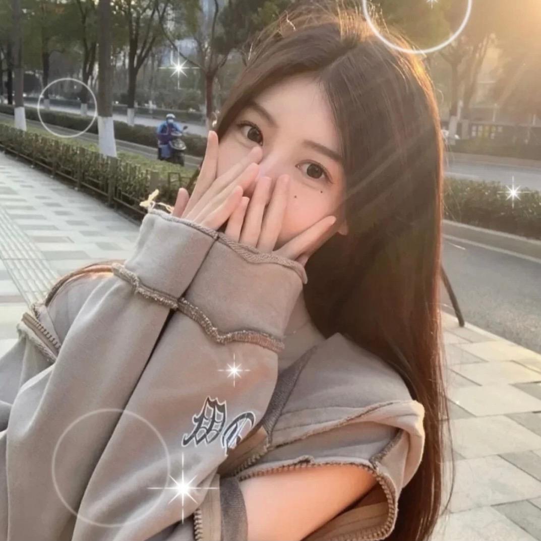 糖果罐里有好多颜色