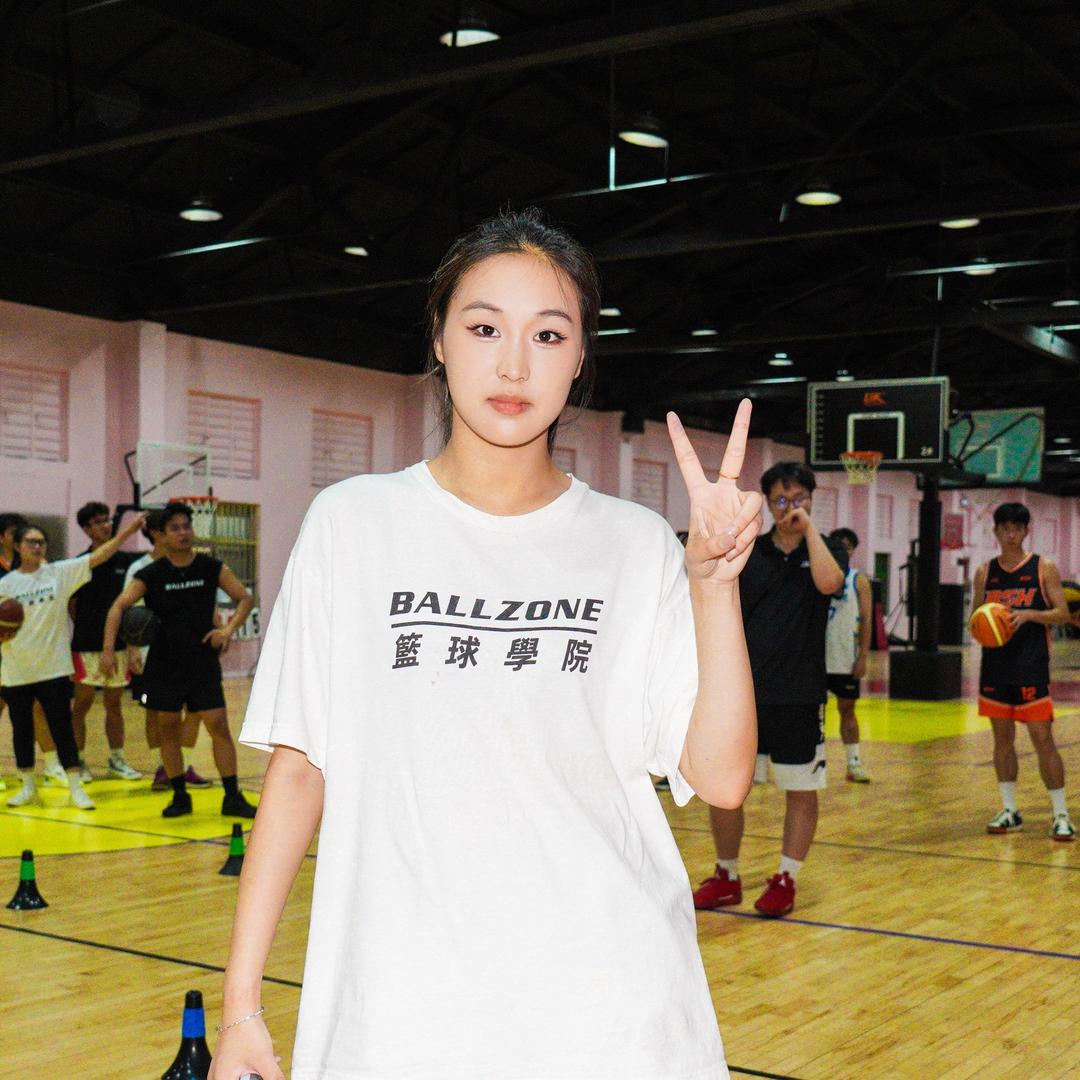 晴子