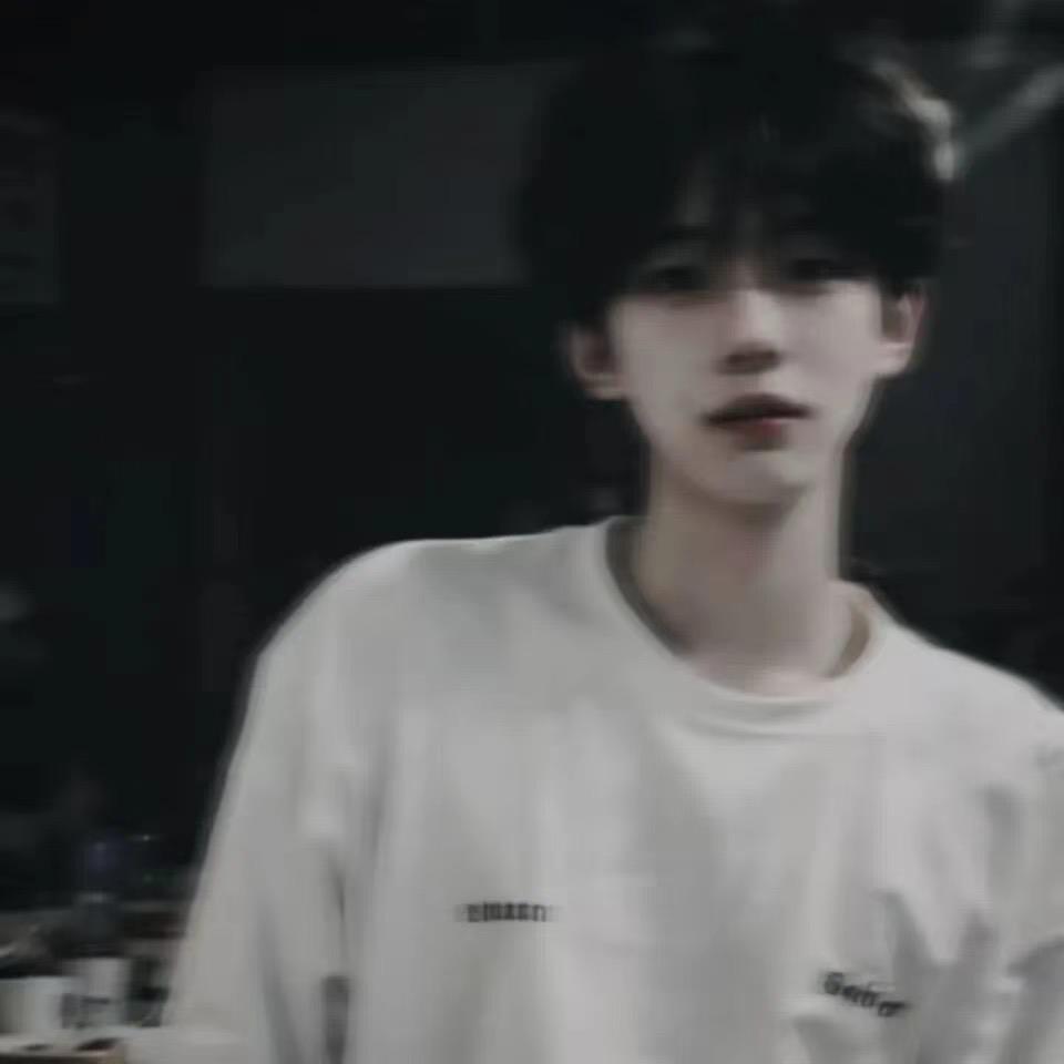 Wanna白鹿