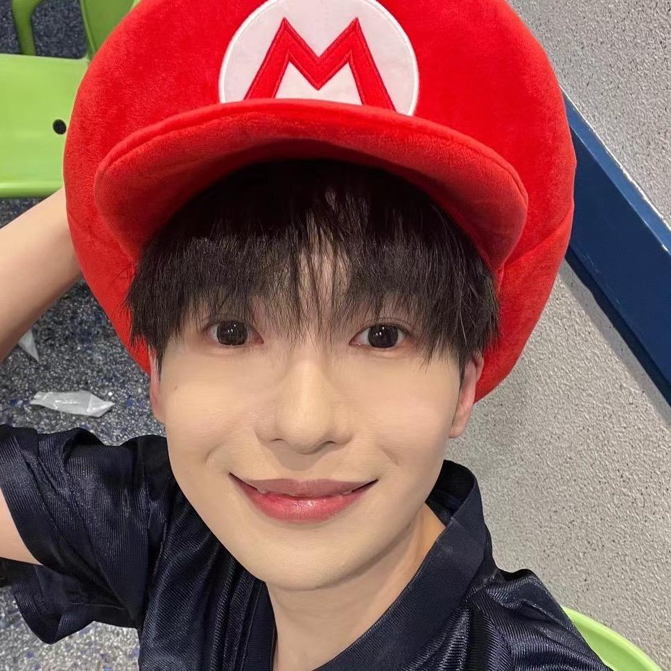 爱新觉罗男孩