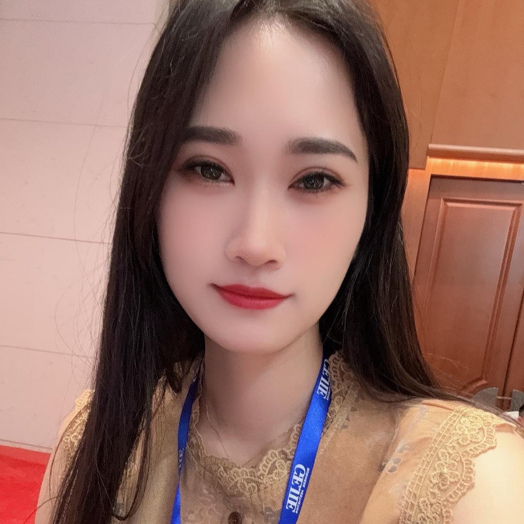 纯衣柜精品女装官方号