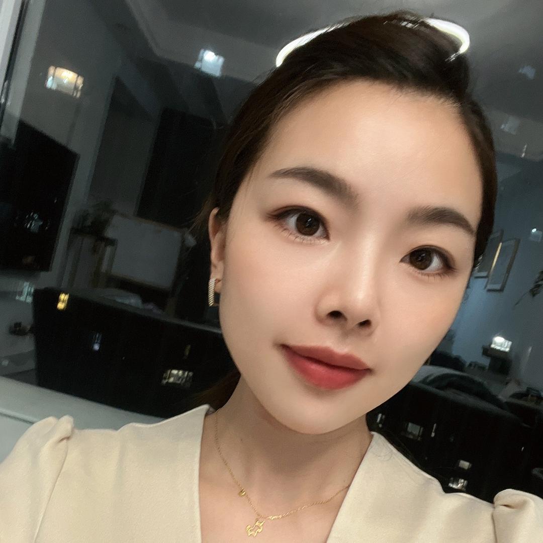 乐山俪顼素颜肌～萍姐