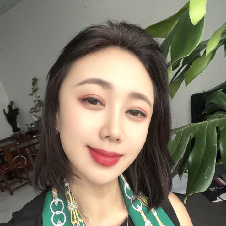 临沂金融小姐姐