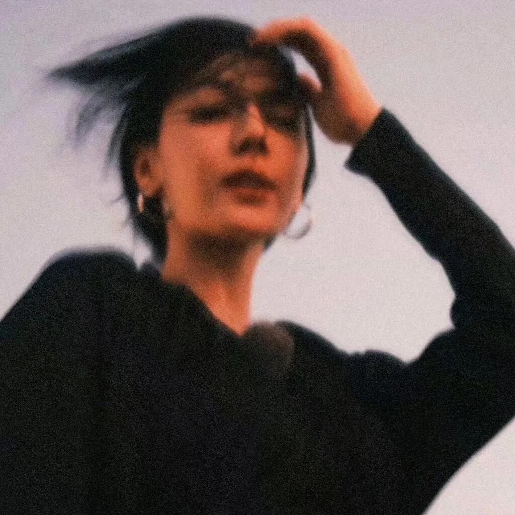王小美.
