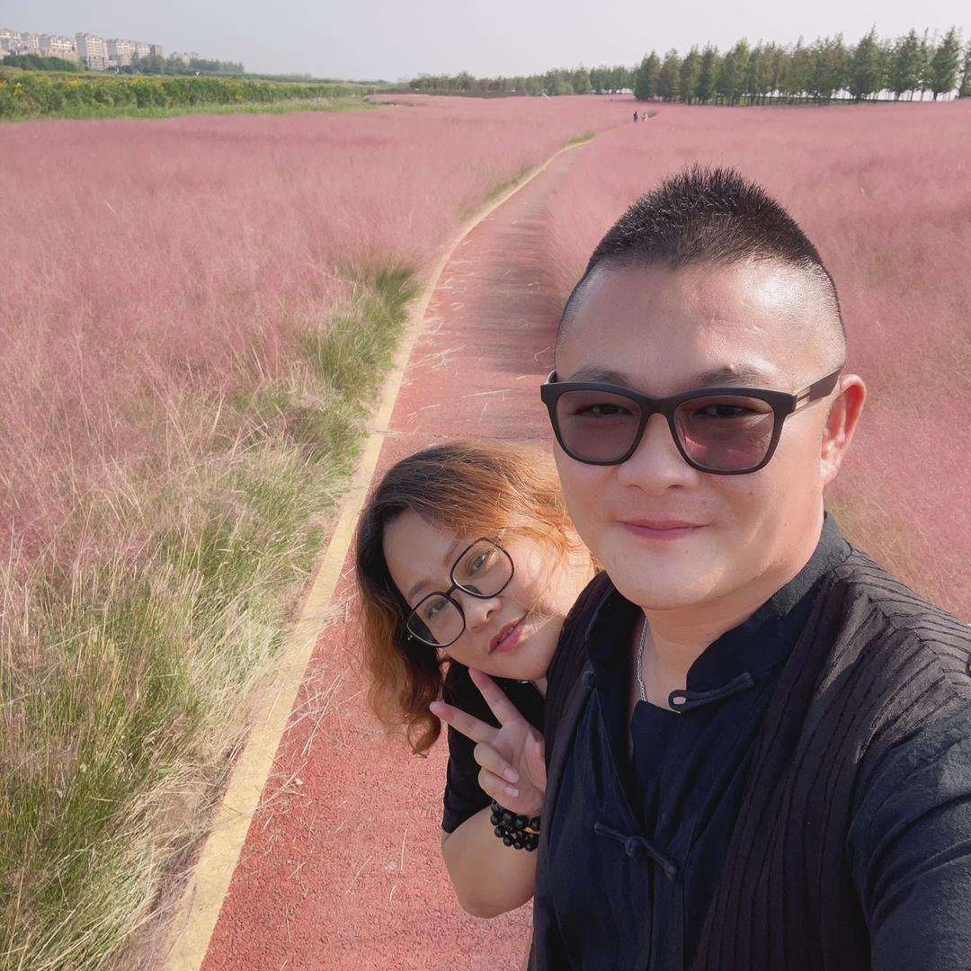 爱盘串的莫愁