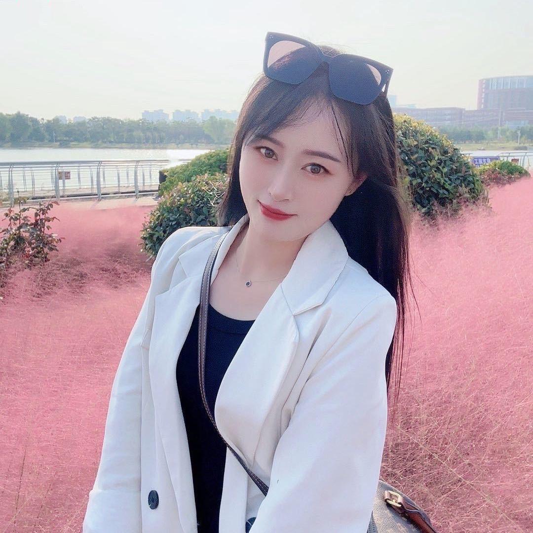 手机系列小姐姐