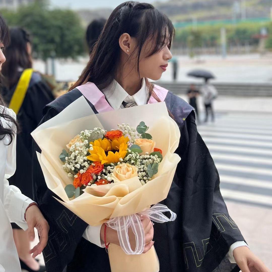 客家啊华妹