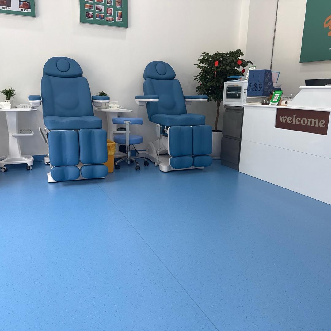 专业修脚手足护理