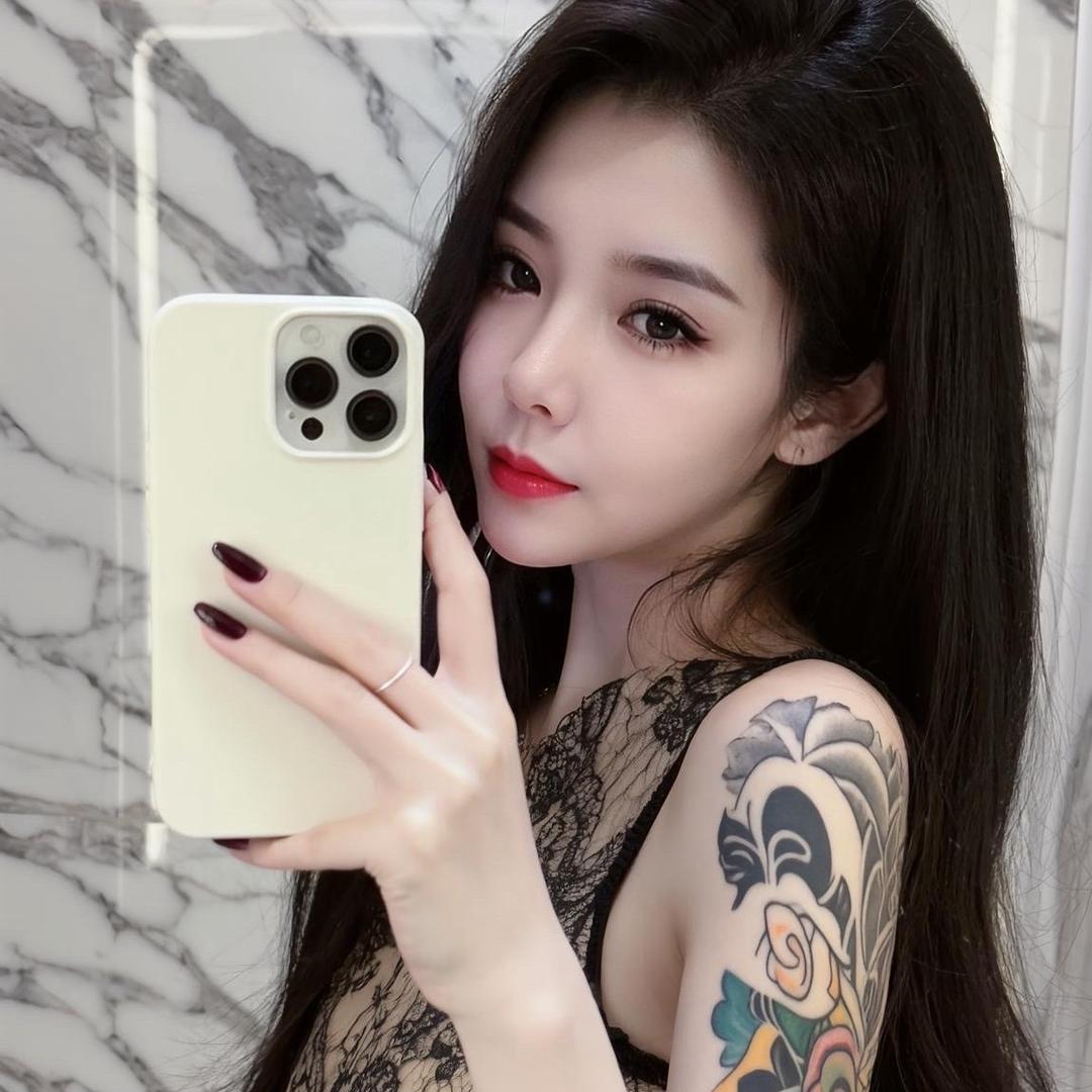 㜂孞💋
