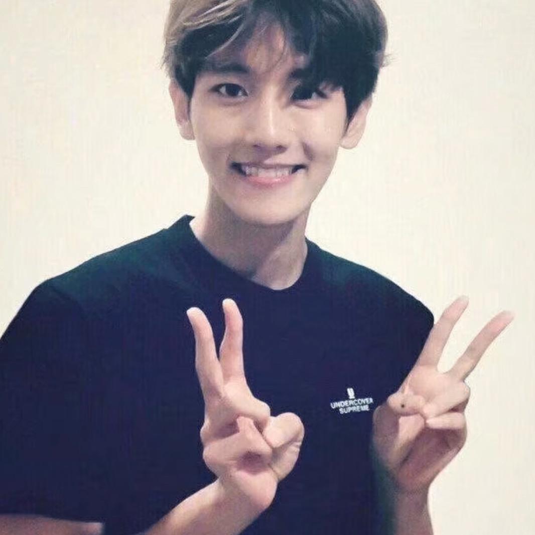 男人三十一枝花—边伯贤