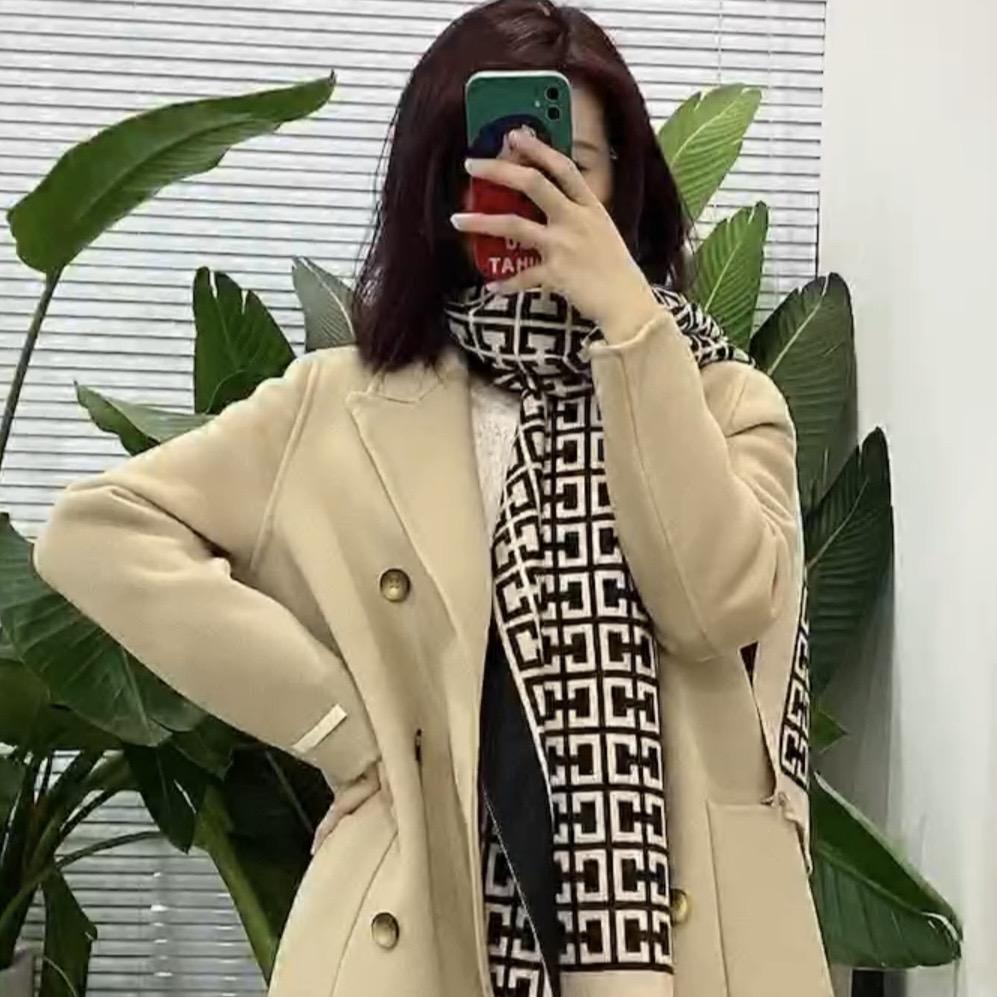 婷婷家有个服装厂