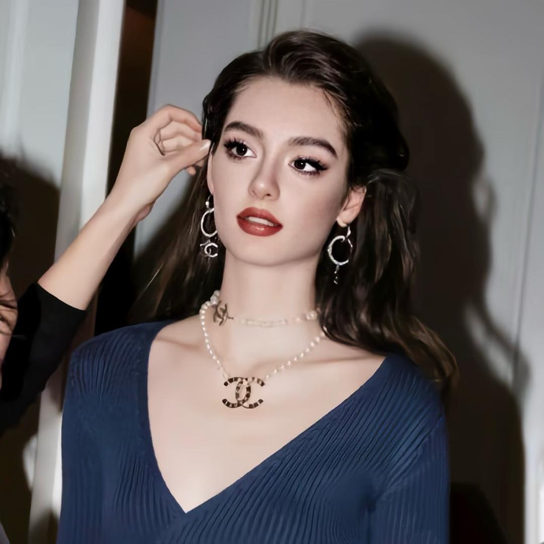 妤（彩色宝石💎）