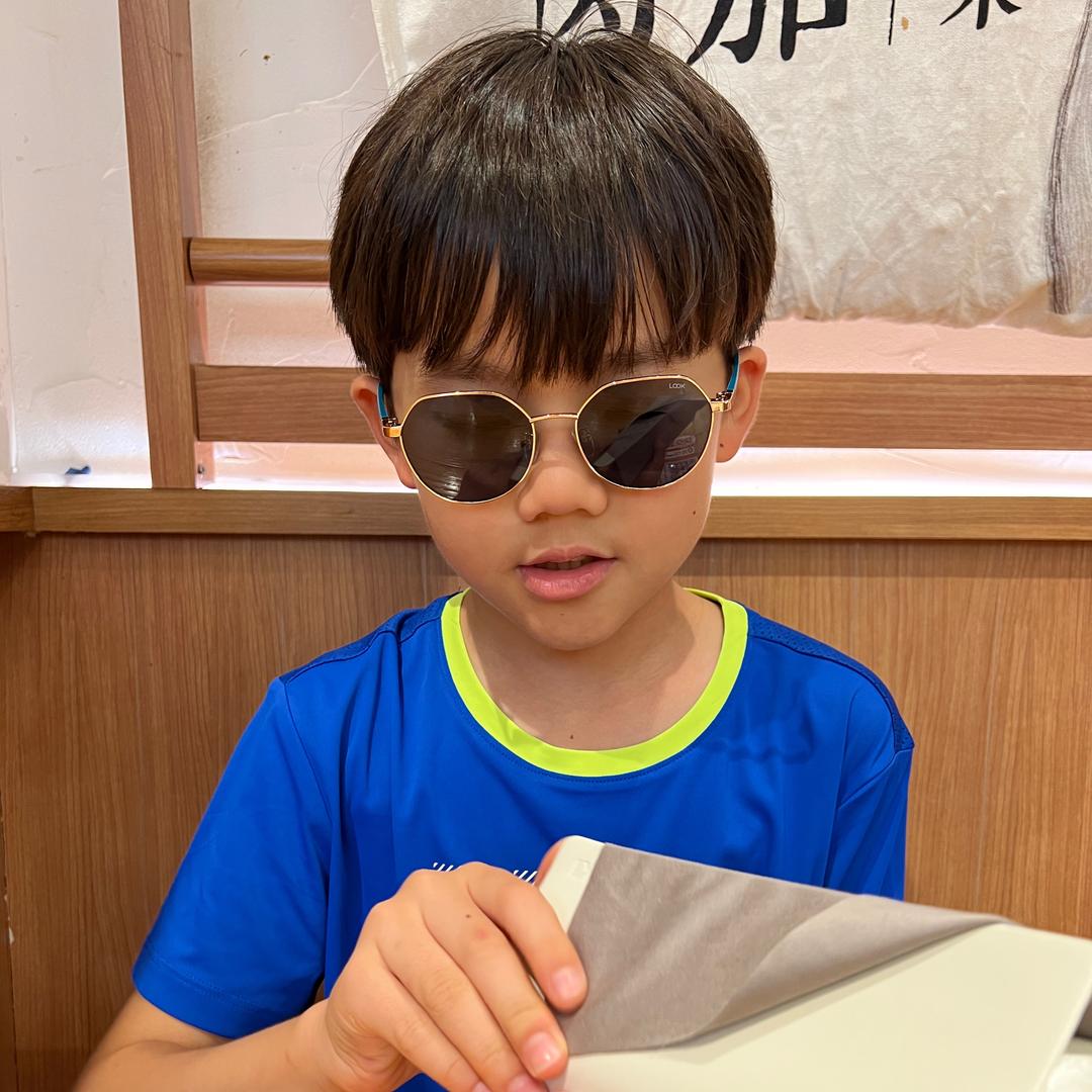 是叶子吖