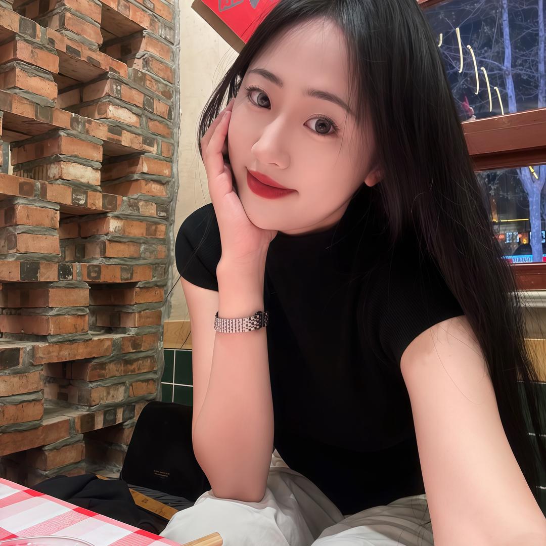 Lu琪.