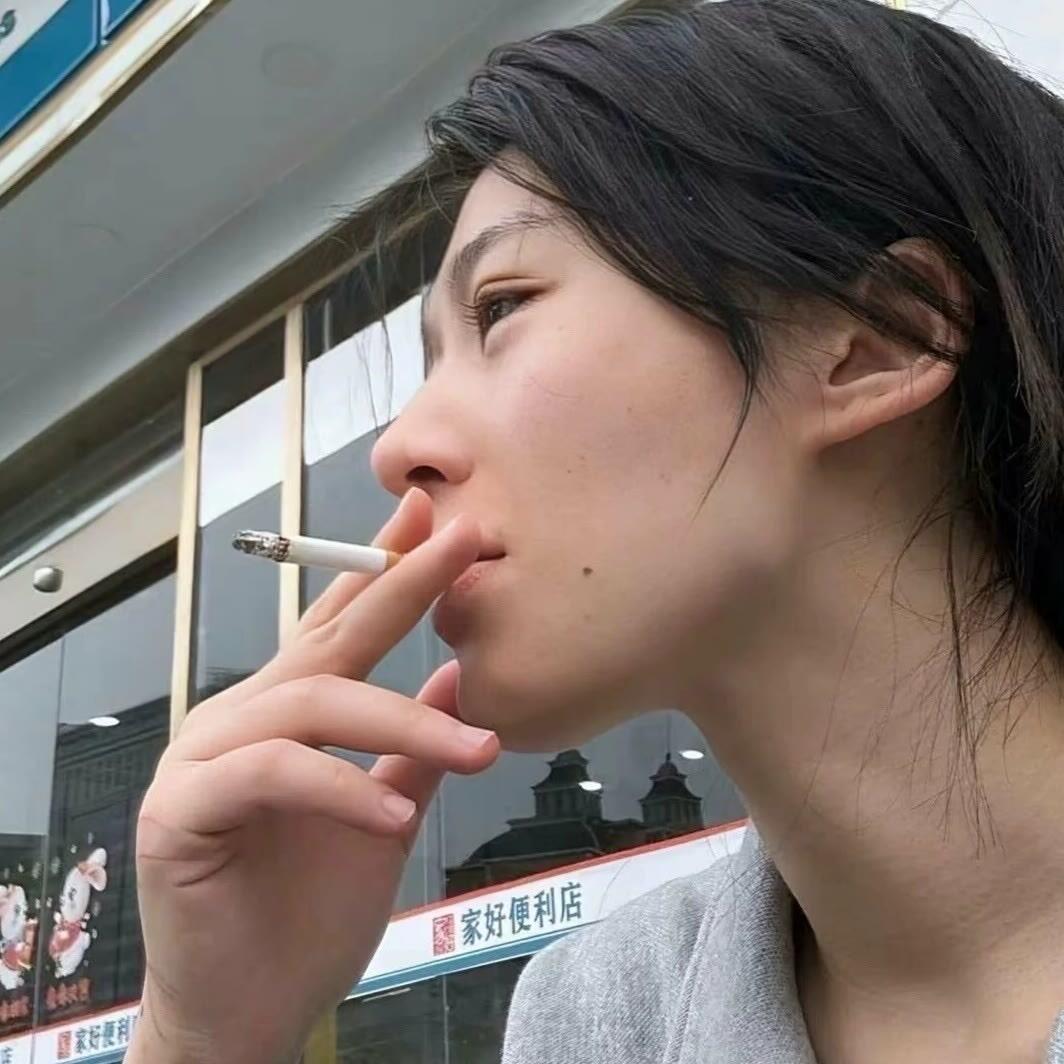 贝斯拨片