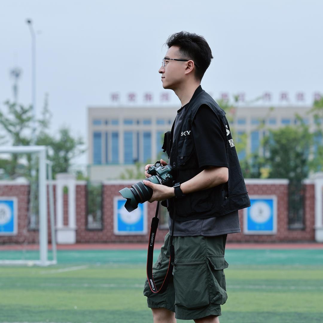 ℳ凉栀📷（星河述影）