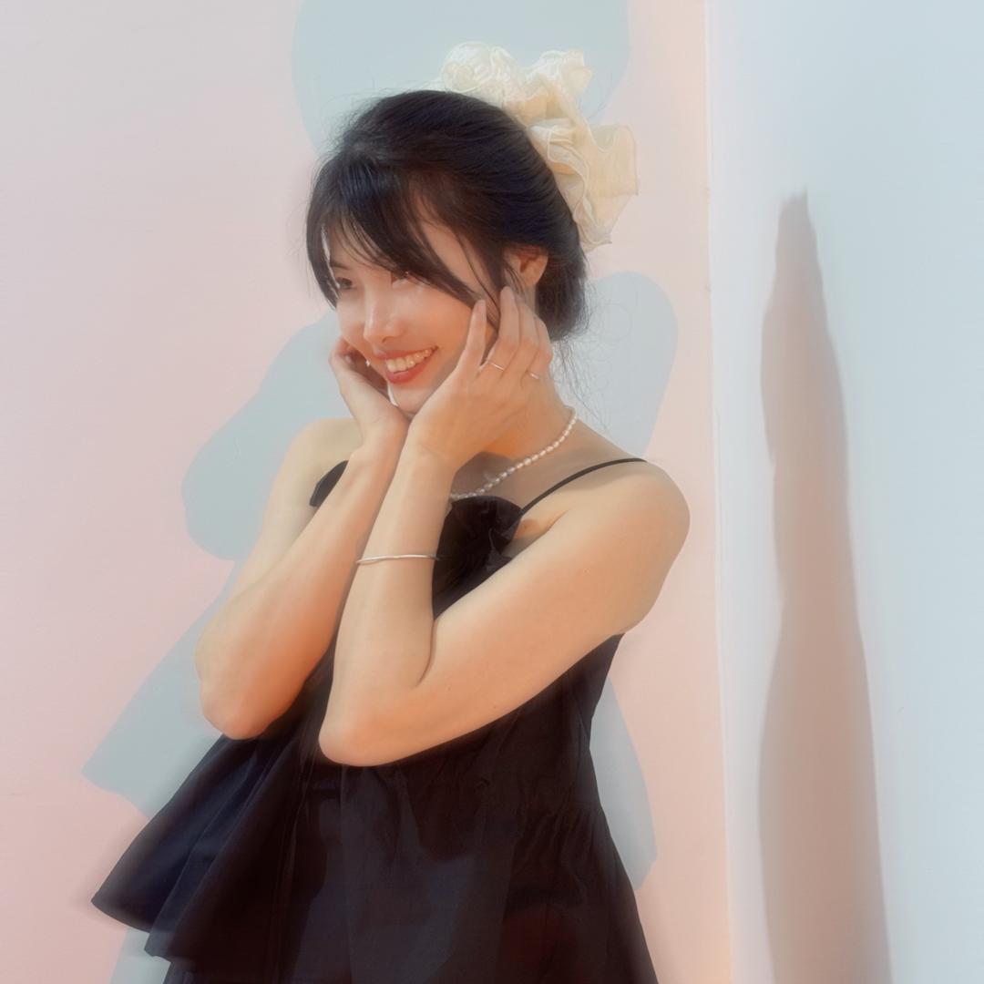 顏顏要做个努力姐👗