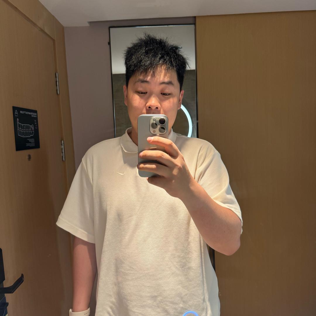 庄佳欣，