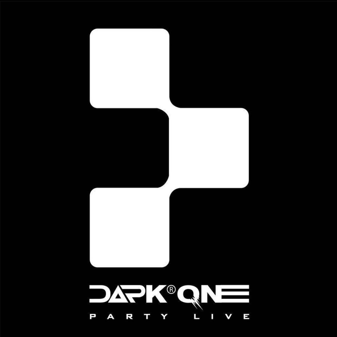 家硕在D_ONE酒吧