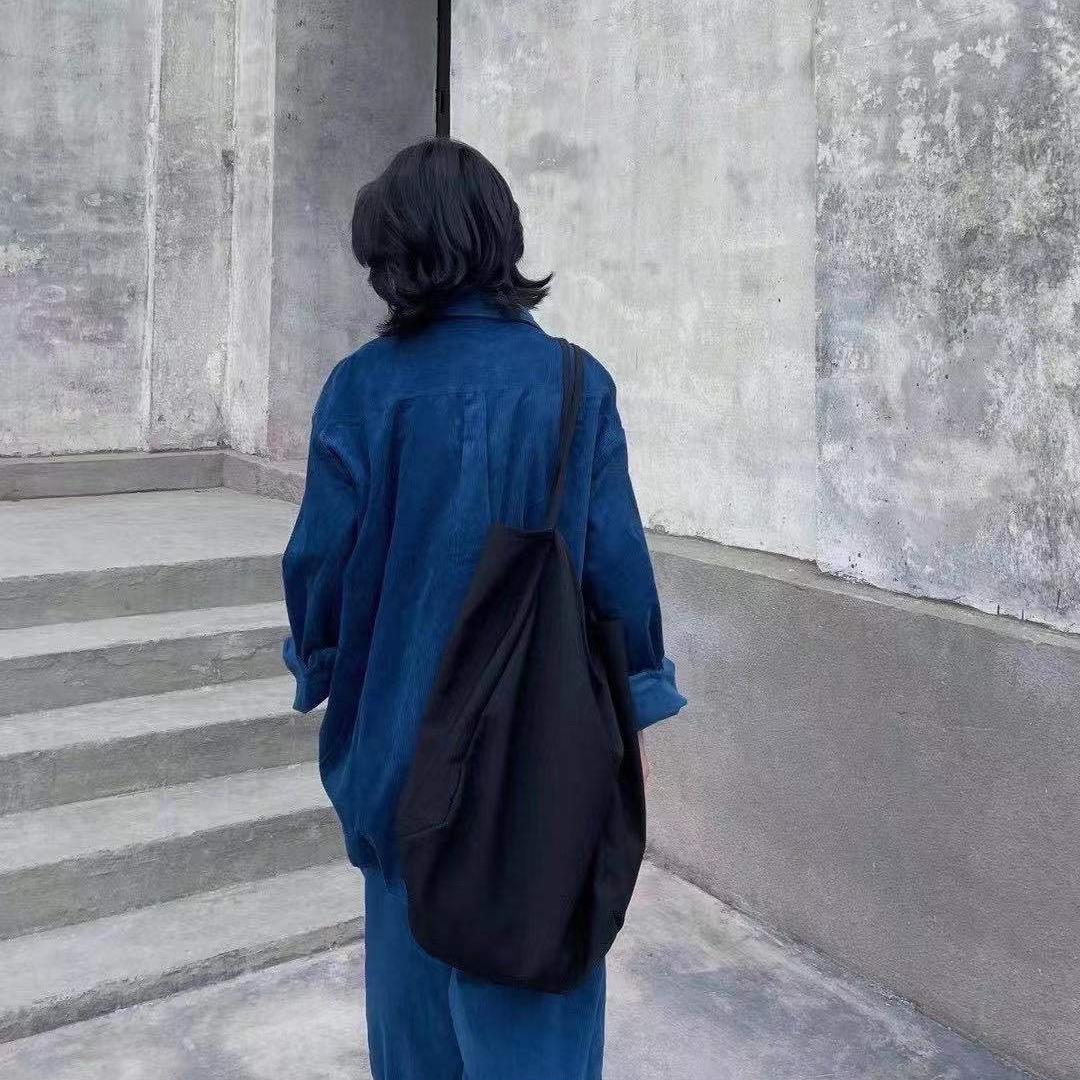 棉伊伊服饰