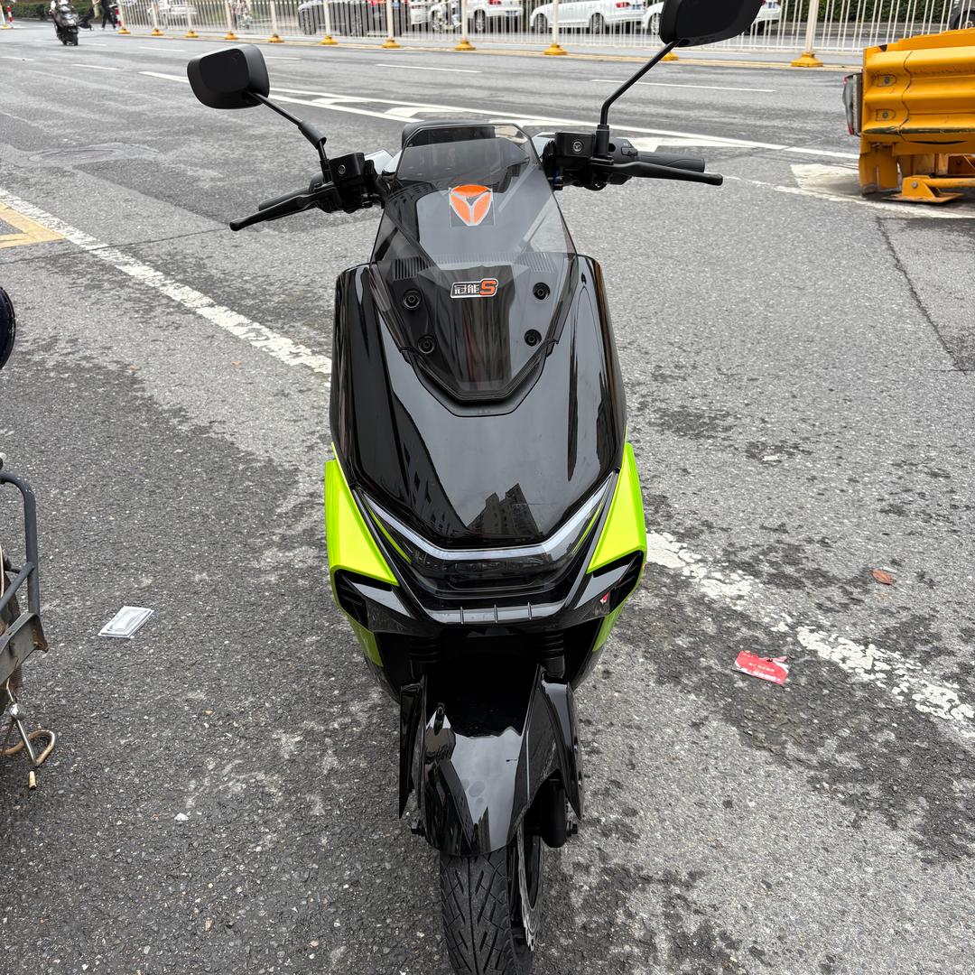 雅迪电动车(南湖社区店)专用号