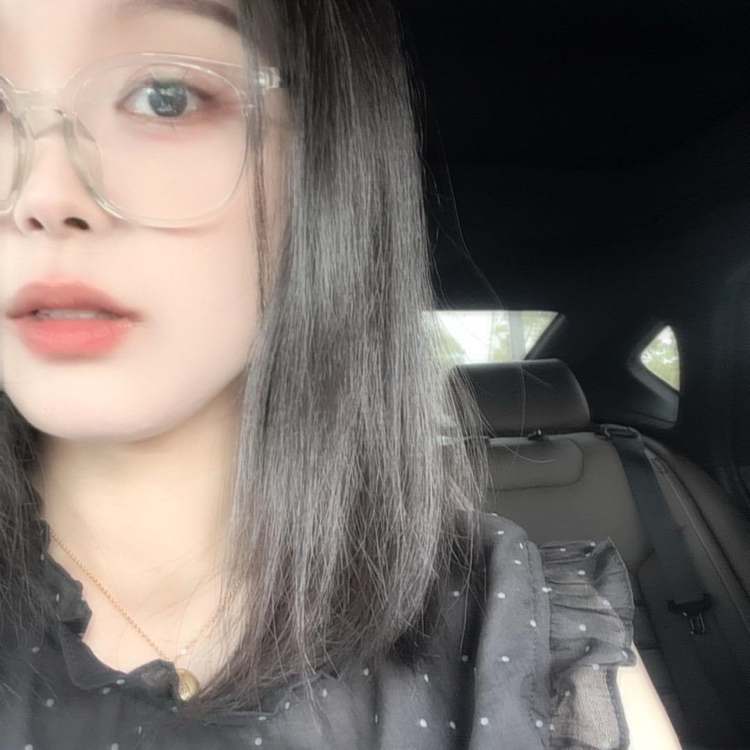 酷酷的女汉子