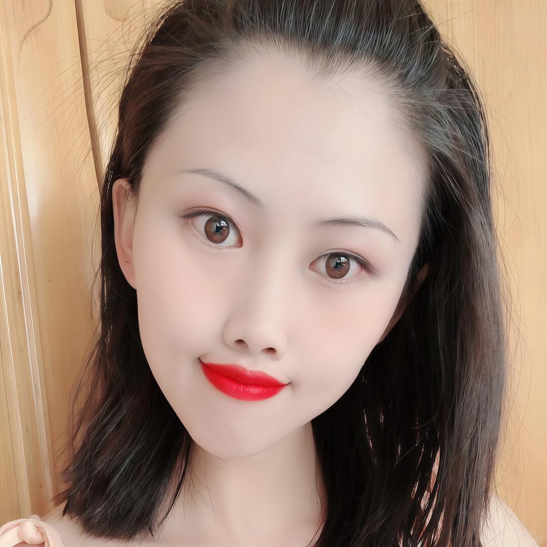 小诺。