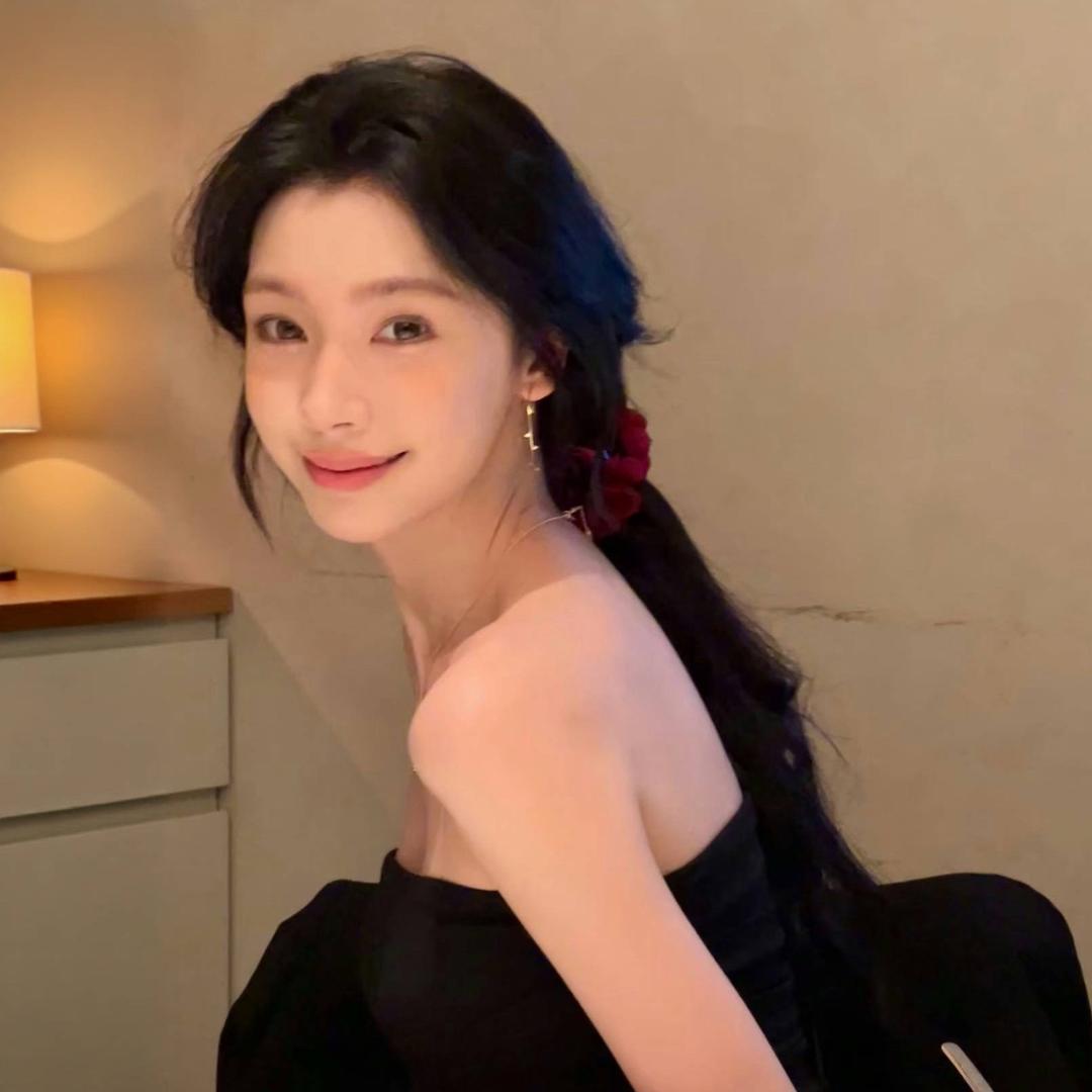清纯女大一怒再瘦20斤🏃‍♀️‍➡️