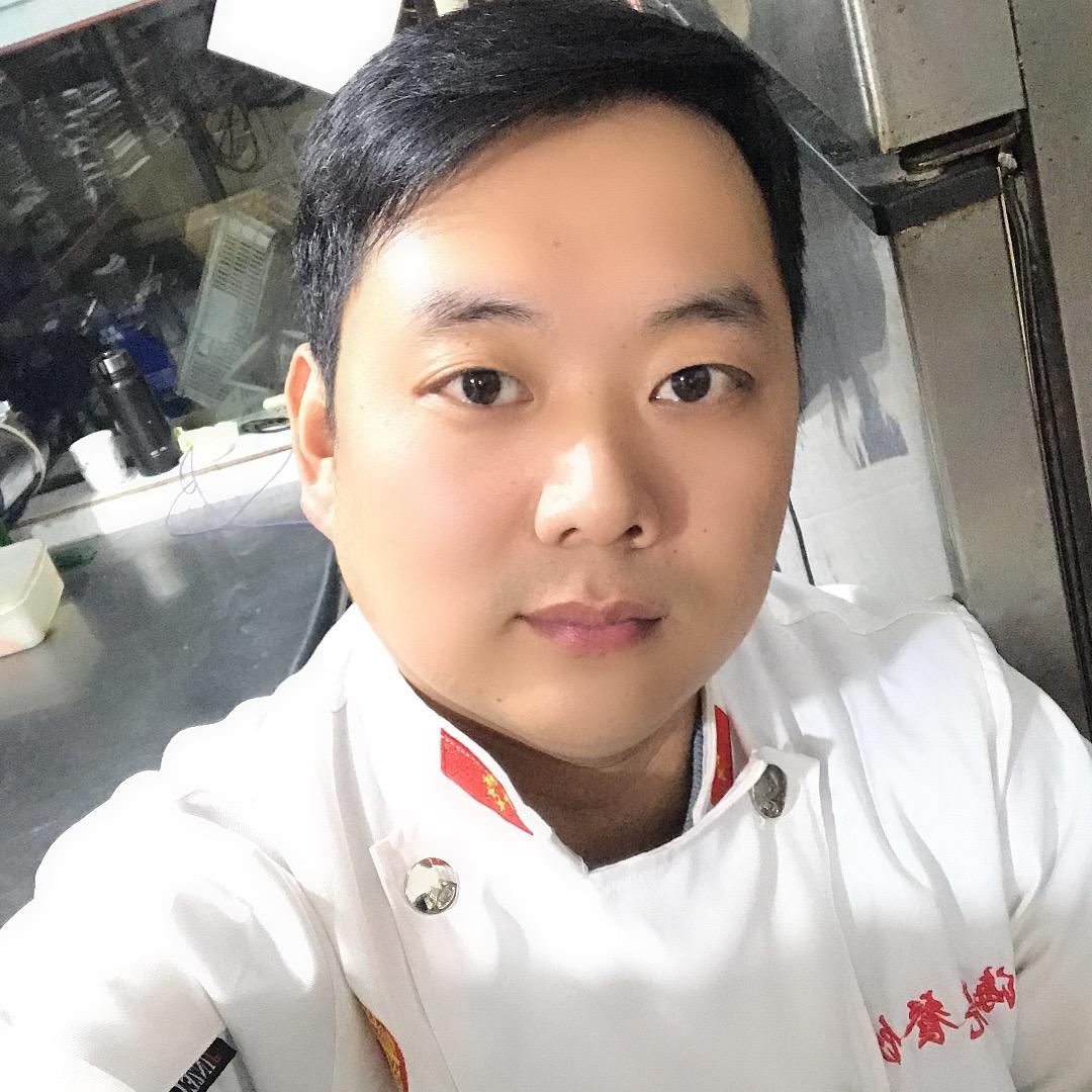 新密厨师哥