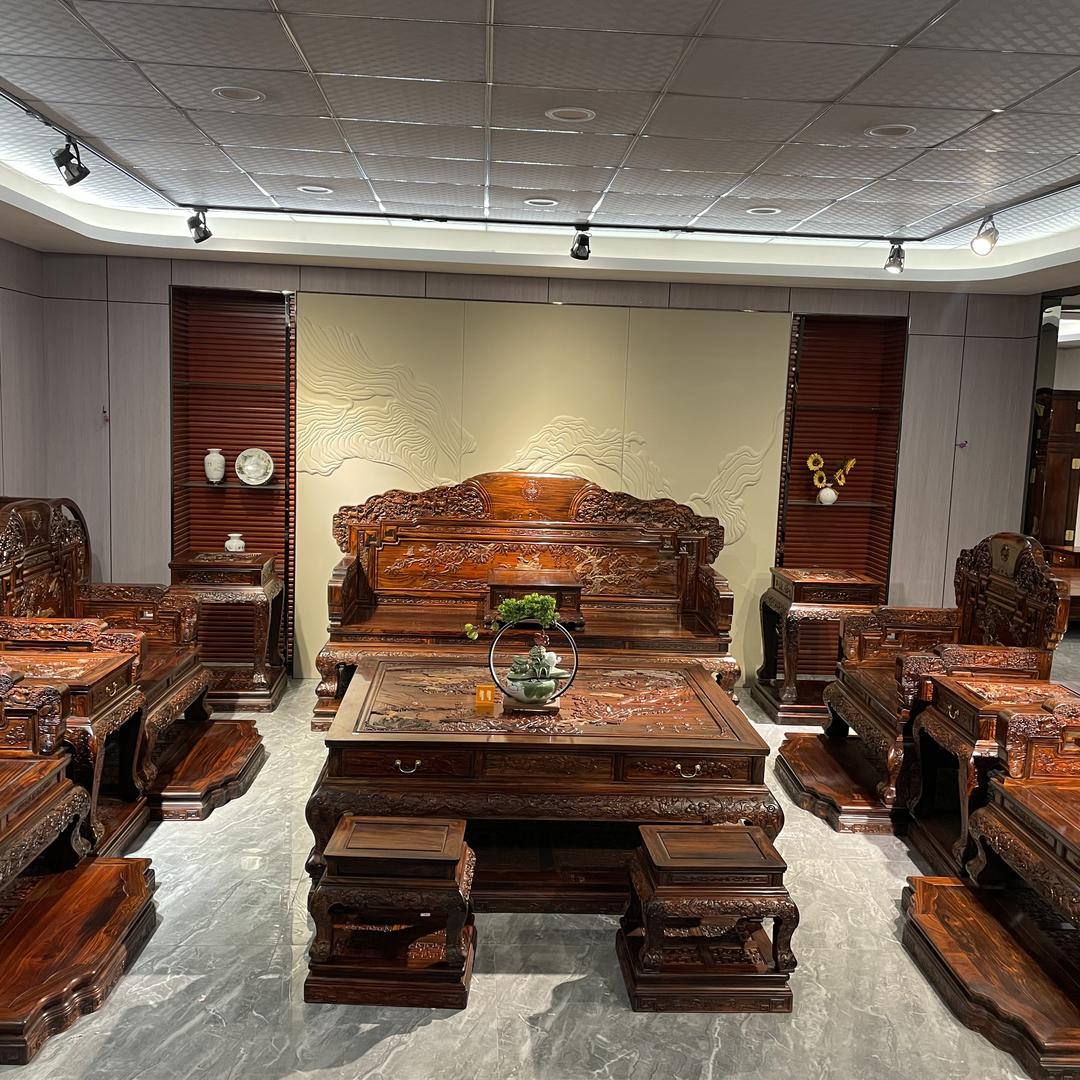 虎哥榆木红木工厂店