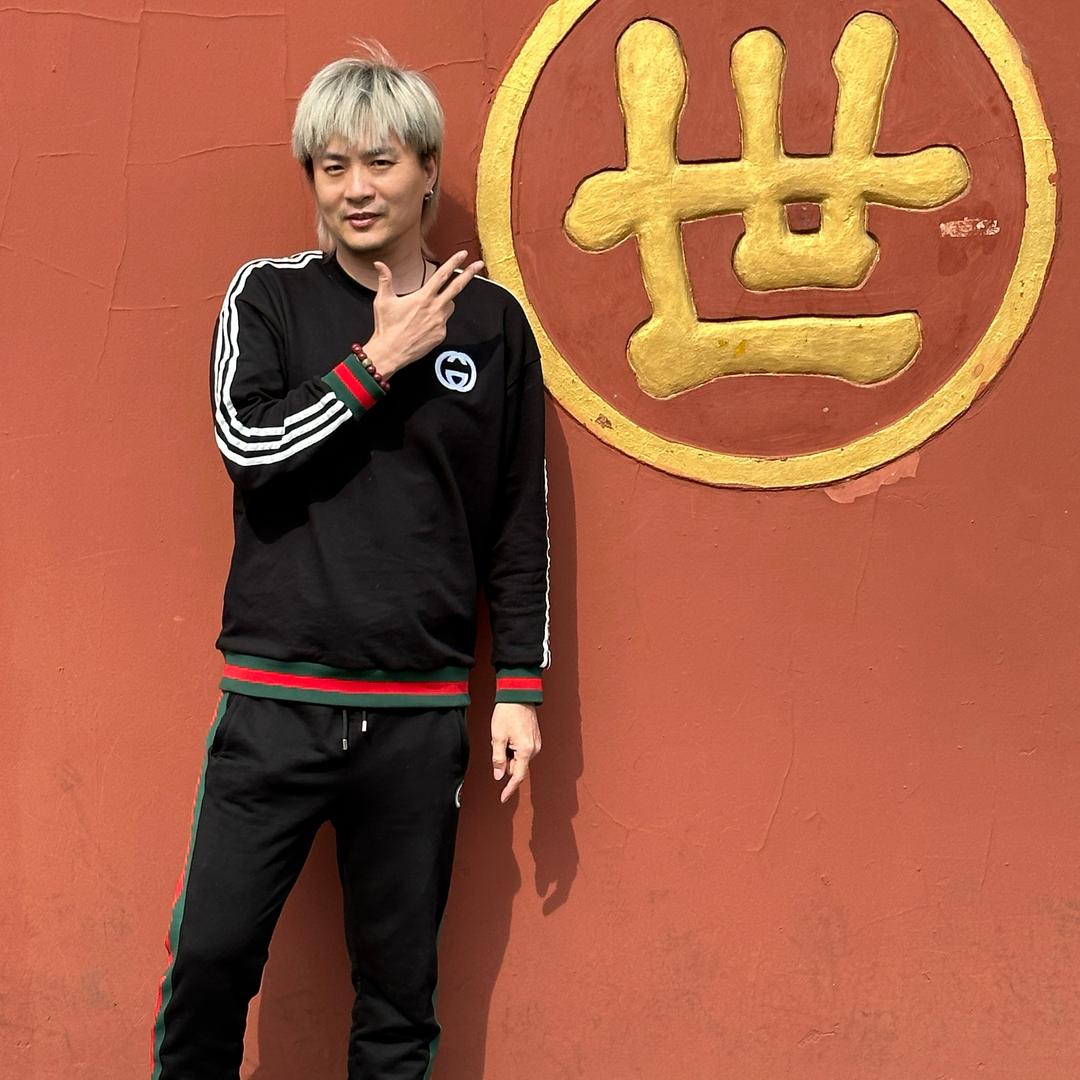 张 公 子
