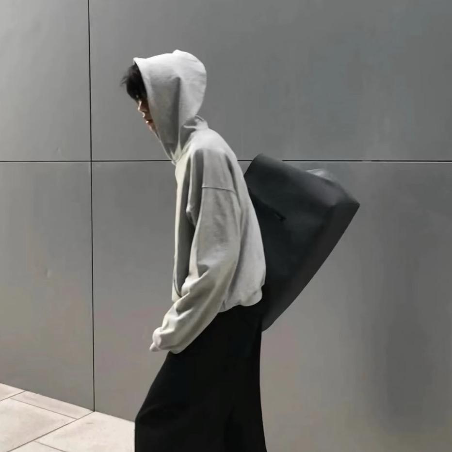 ⁶