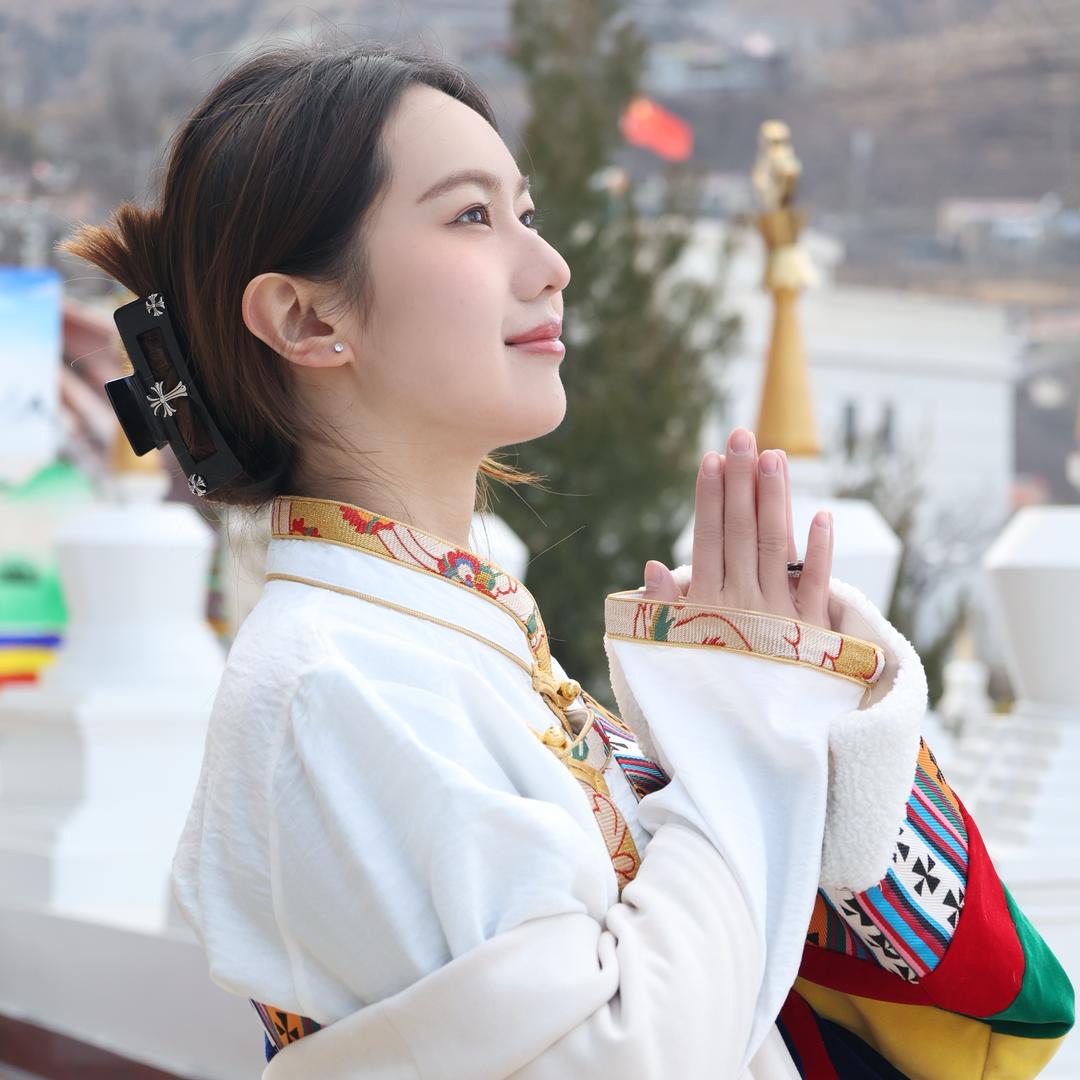 海拔三千李婉儿