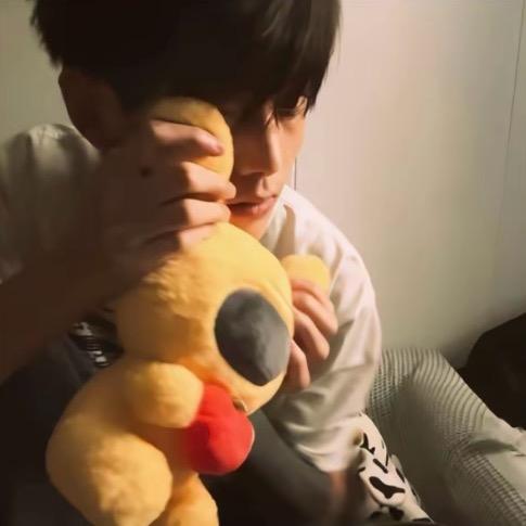 我吃饭不玩手机