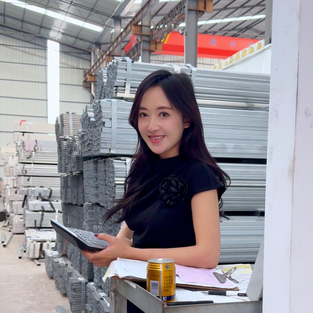 燕子在怒江卖钢材