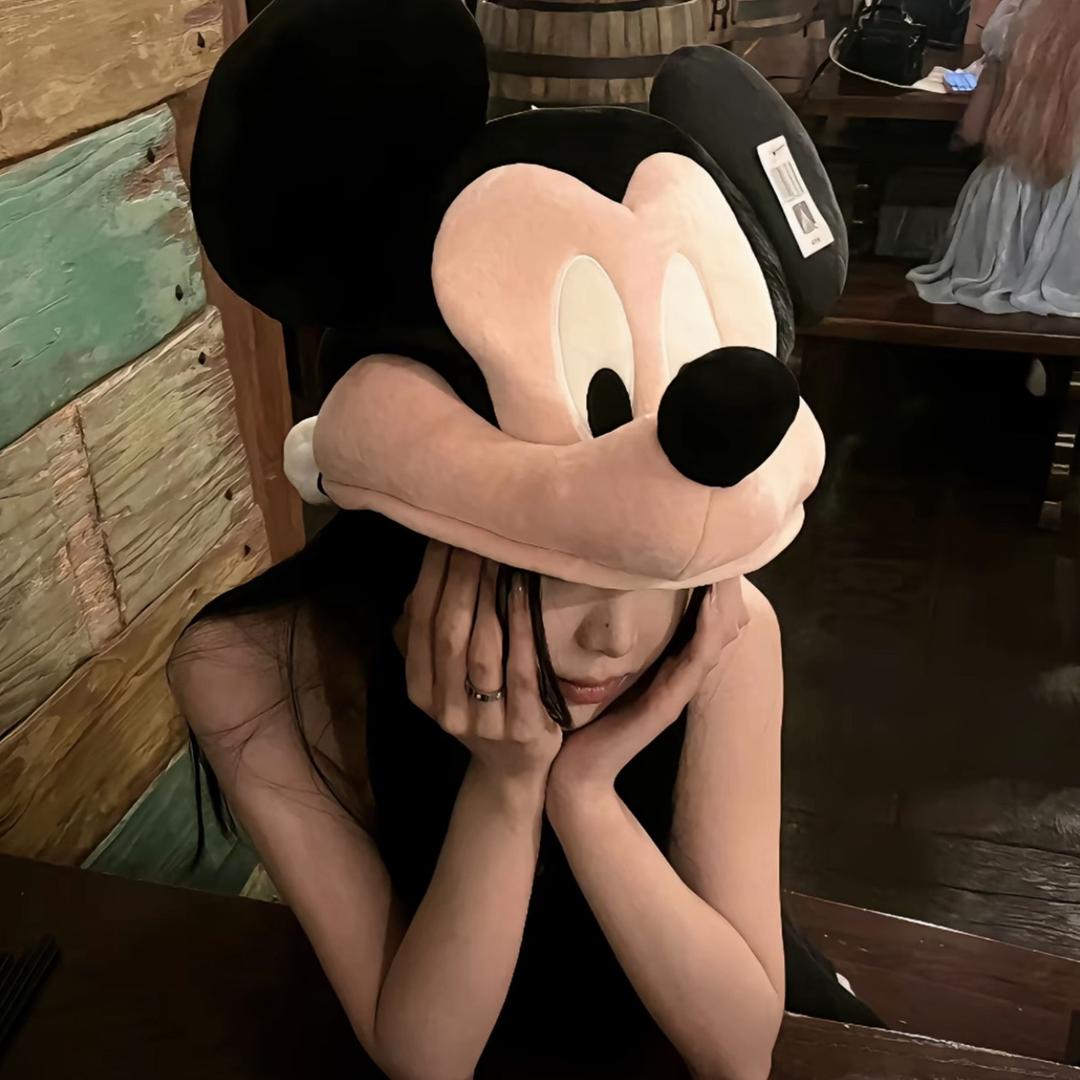𝙉𝙖𝙞𝙫𝙚.