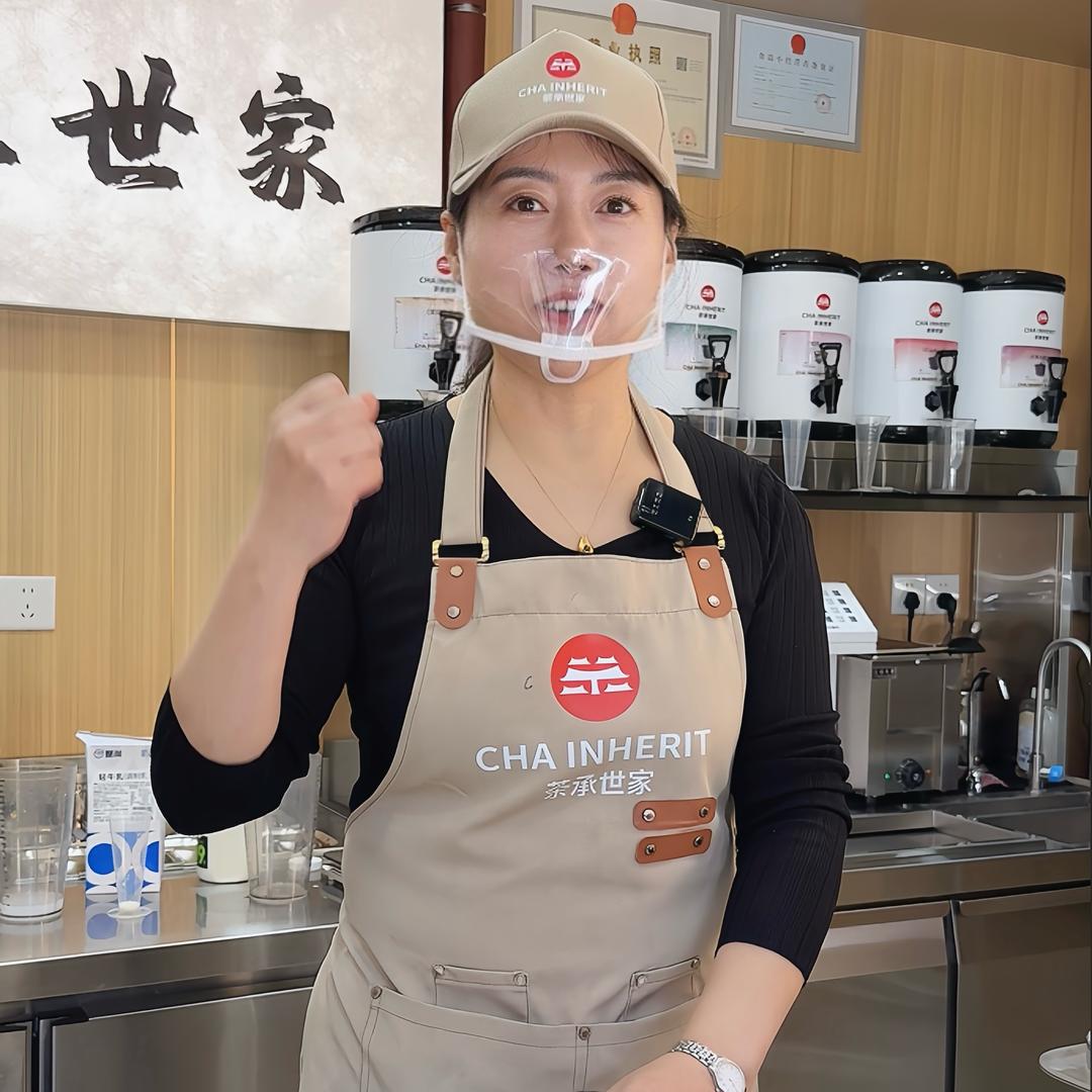 太原开奶茶店的芳姐