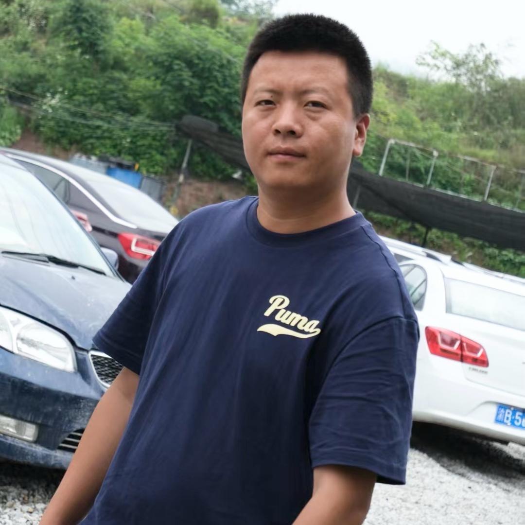 重庆玖月二手车