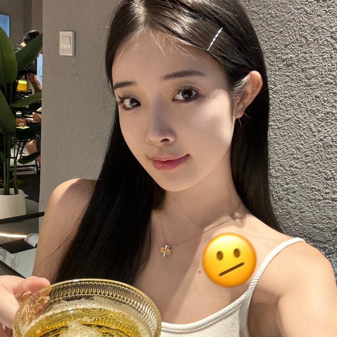 陈老师不戴眼镜
