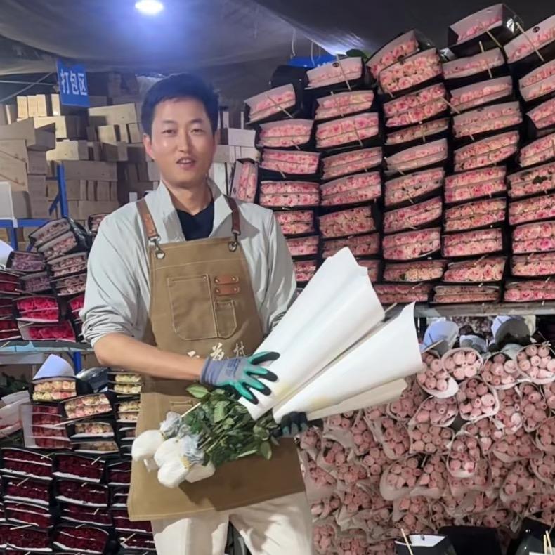 云花村村长