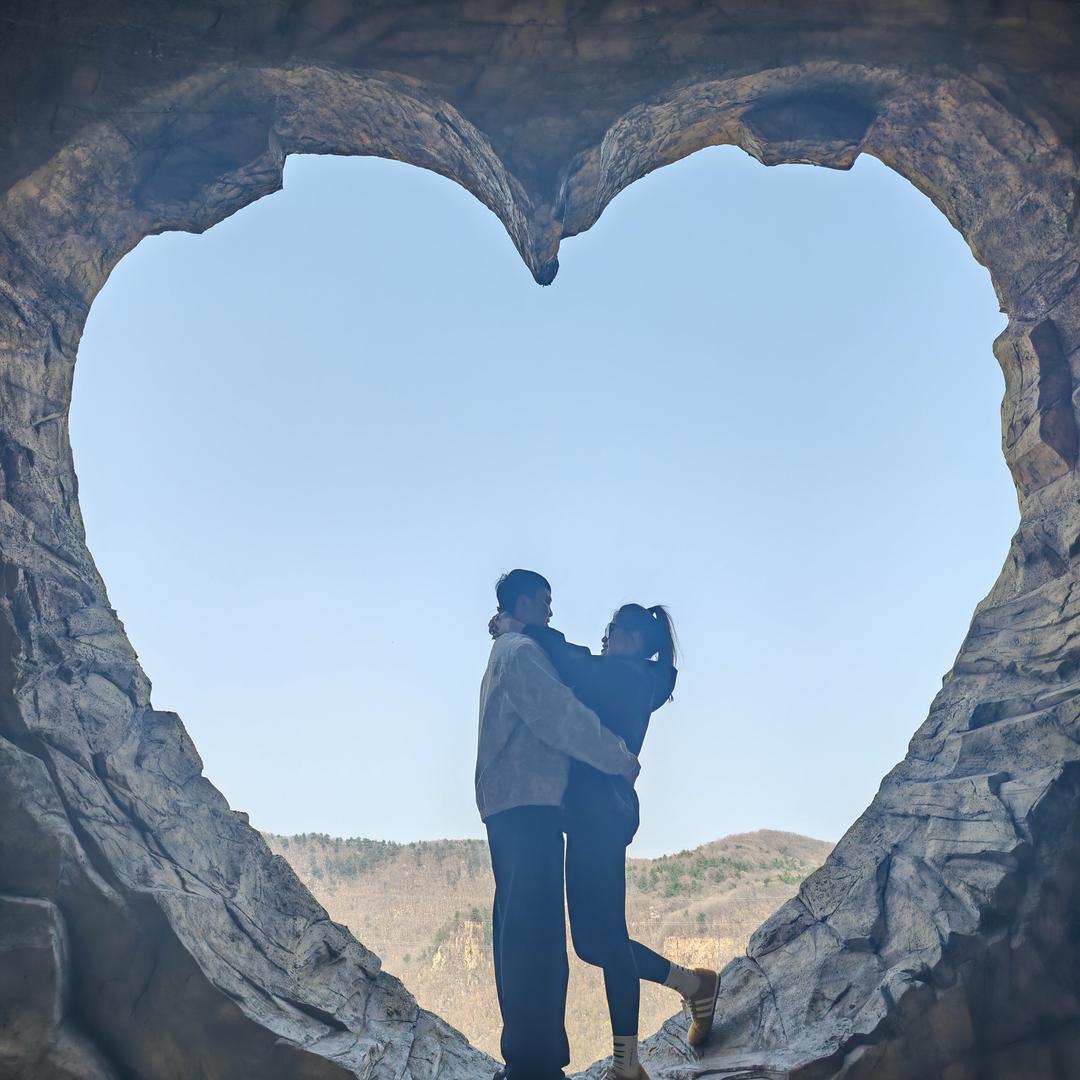 柏菲婚纱摄影嫁衣馆丁坤