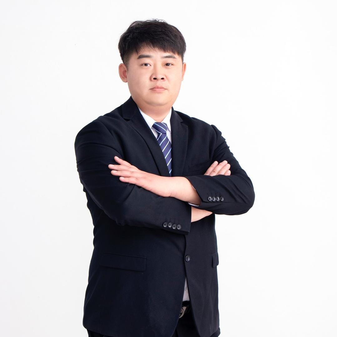 临汾驾校广易驾校教练大队长～李宇朋
