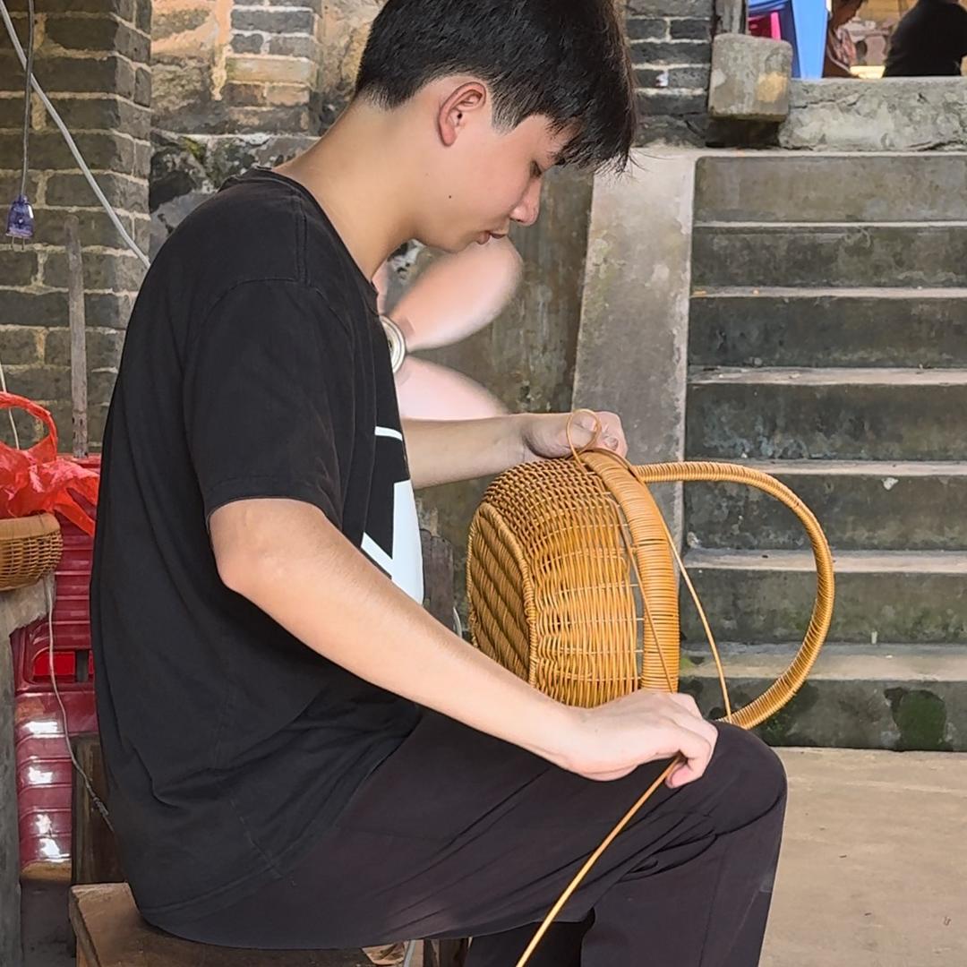 记录生活的小六